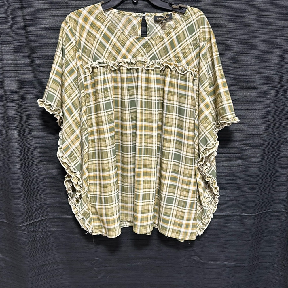 Suzanne Betro‎ women’s Plus 1X Top Plaid Peasant 100% polyester /box 15-6